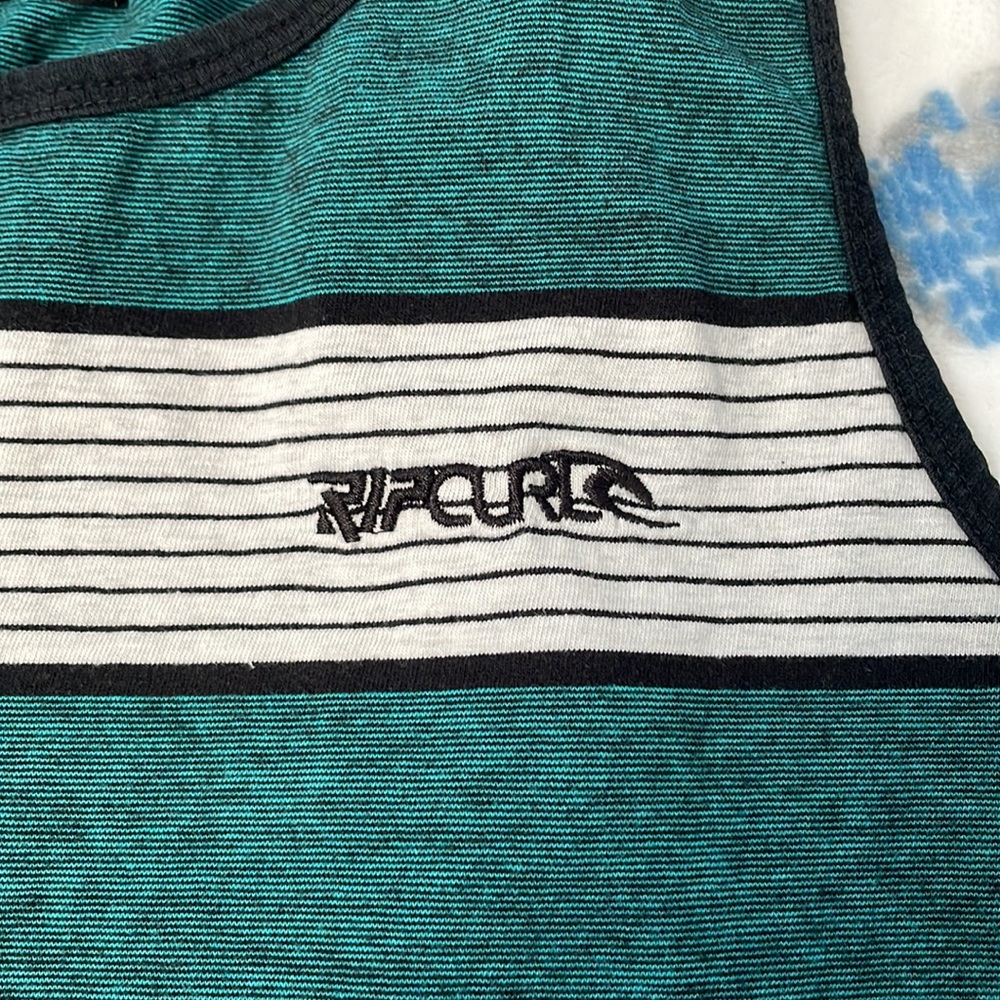 Tank top - Picture 2 of 4
